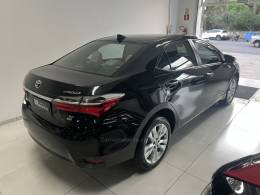 TOYOTA - COROLLA - 2017/2018 - Preta - R$ 103.000,00